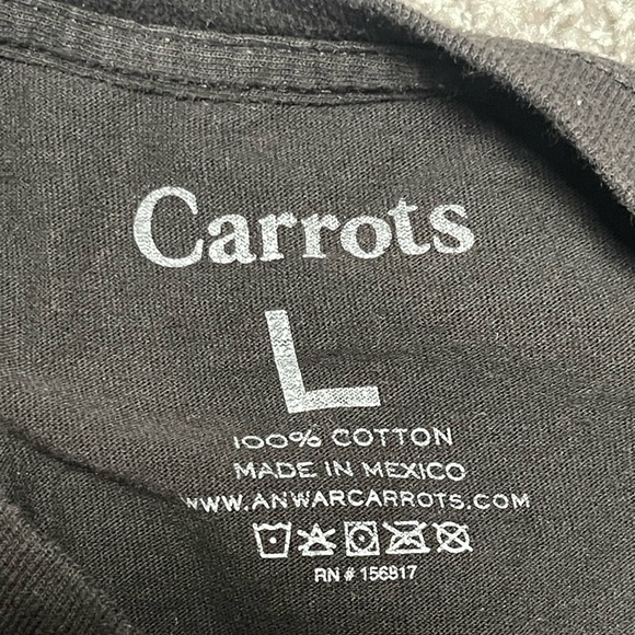 Carrots | Vive Le Carottes Graphic Tee - Picture 4 of 4